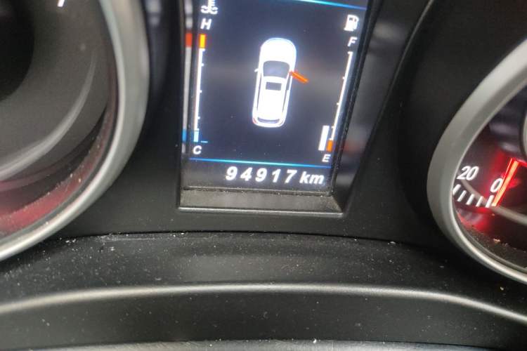 Used Leopaard CS10 2015 2.0T Manual Excellence Edition Odometer Close Up