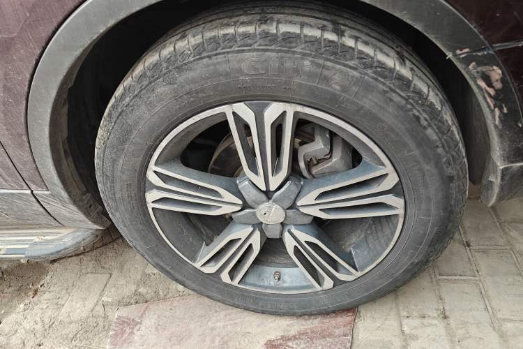 Used Leopaard CS10 2015 2.0T Manual Excellence Edition Right Front Wheel Hub