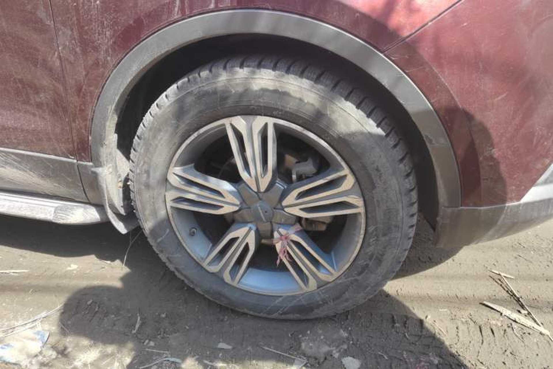 Used Leopaard CS10 2015 2.0T Manual Excellence Edition Right Front Wheel Hub