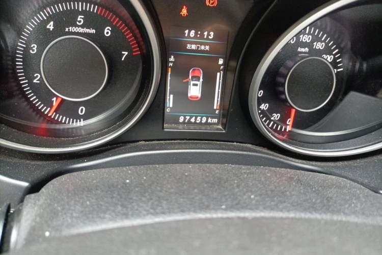 Used Leopaard CS10 2015 2.0T Manual New Generation Trim Odometer Close Up