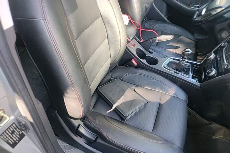 Used Leopaard CS10 2015 2.0T Manual Excellence Edition Right Front Seat
