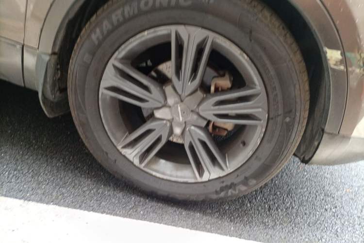 Used Leopaard CS10 2015 2.0T Manual New Generation Trim Right Front Wheel Hub