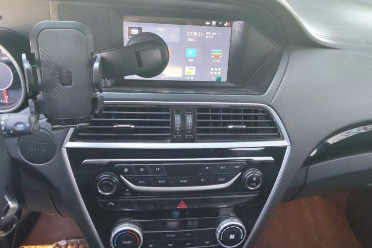 Used Leopaard CS10 2015 2.0T Manual Excellence Edition Audio And AC Panel