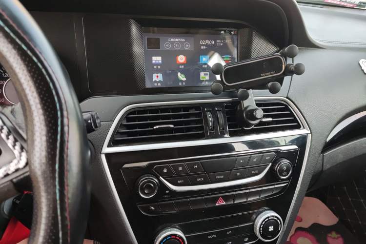 Used Leopaard CS10 2015 2.0T Manual Excellence Edition Audio And AC Panel