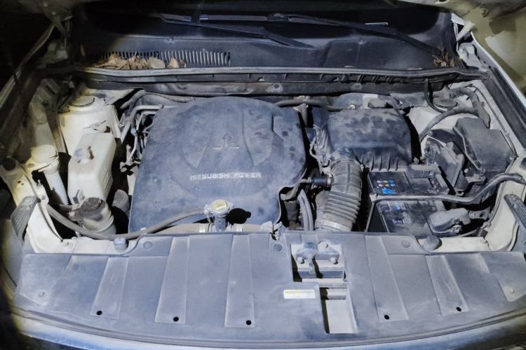Used Leopaard CS10 2015 2.0T Manual Fashion Edition Engine Bay