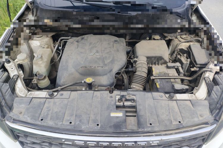Used Leopaard CS10 2015 2.0T Manual Excellence Edition Engine Bay