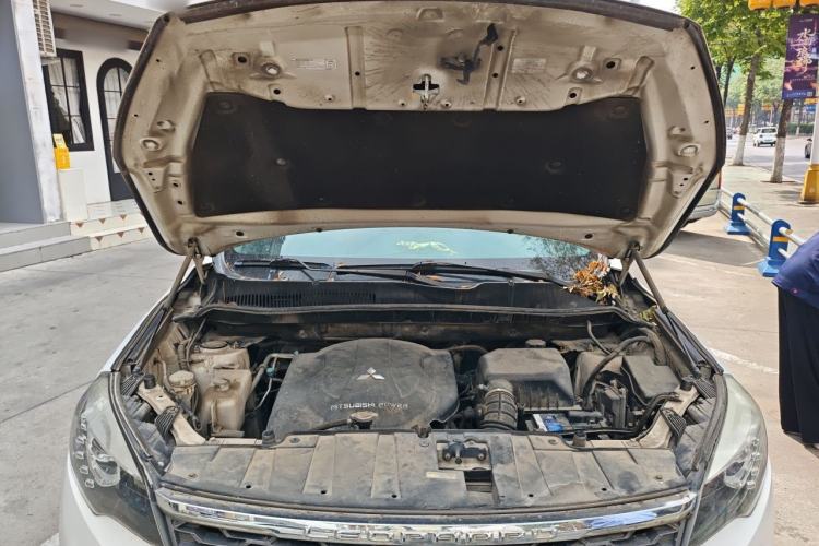 Used Leopaard CS10 2015 2.0T Manual New Generation Trim Engine Bay