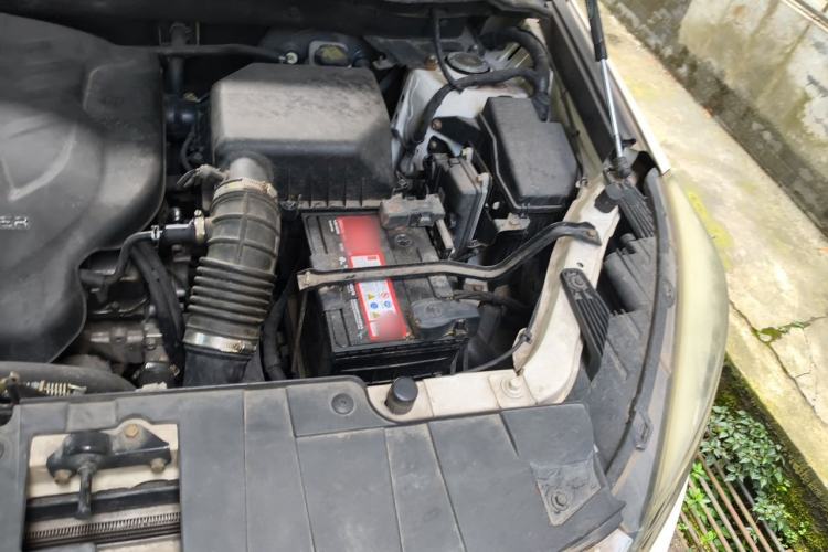 Used Leopaard CS10 2015 2.0T Manual Excellence Edition Engine Bay Left