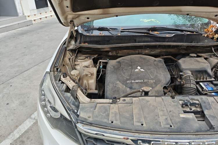 Used Leopaard CS10 2015 2.0T Manual New Generation Trim Engine Bay Right