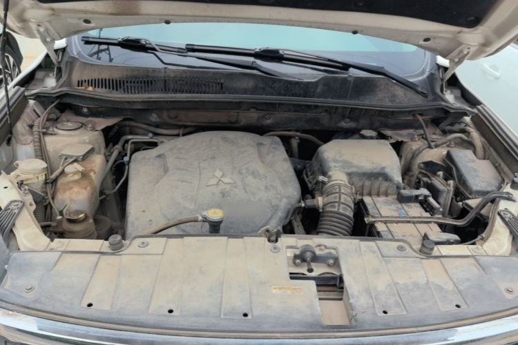 Used Leopaard CS10 2015 2.0T Manual Fashion Edition Engine Bay