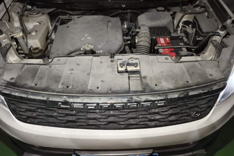 Used Leopaard CS10 2015 2.0T Manual Fashion Edition Engine Bay