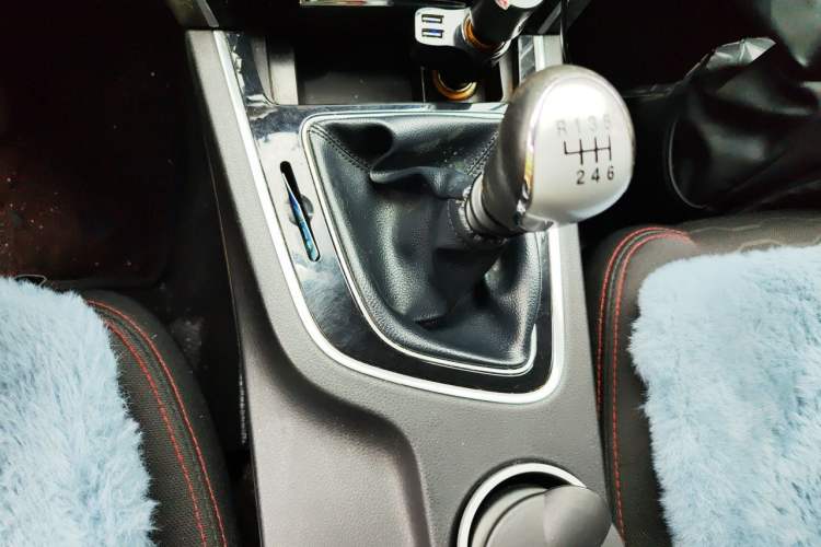 Used Leopaard CS10 2015 2.0T Manual New Generation Trim Gear Lever