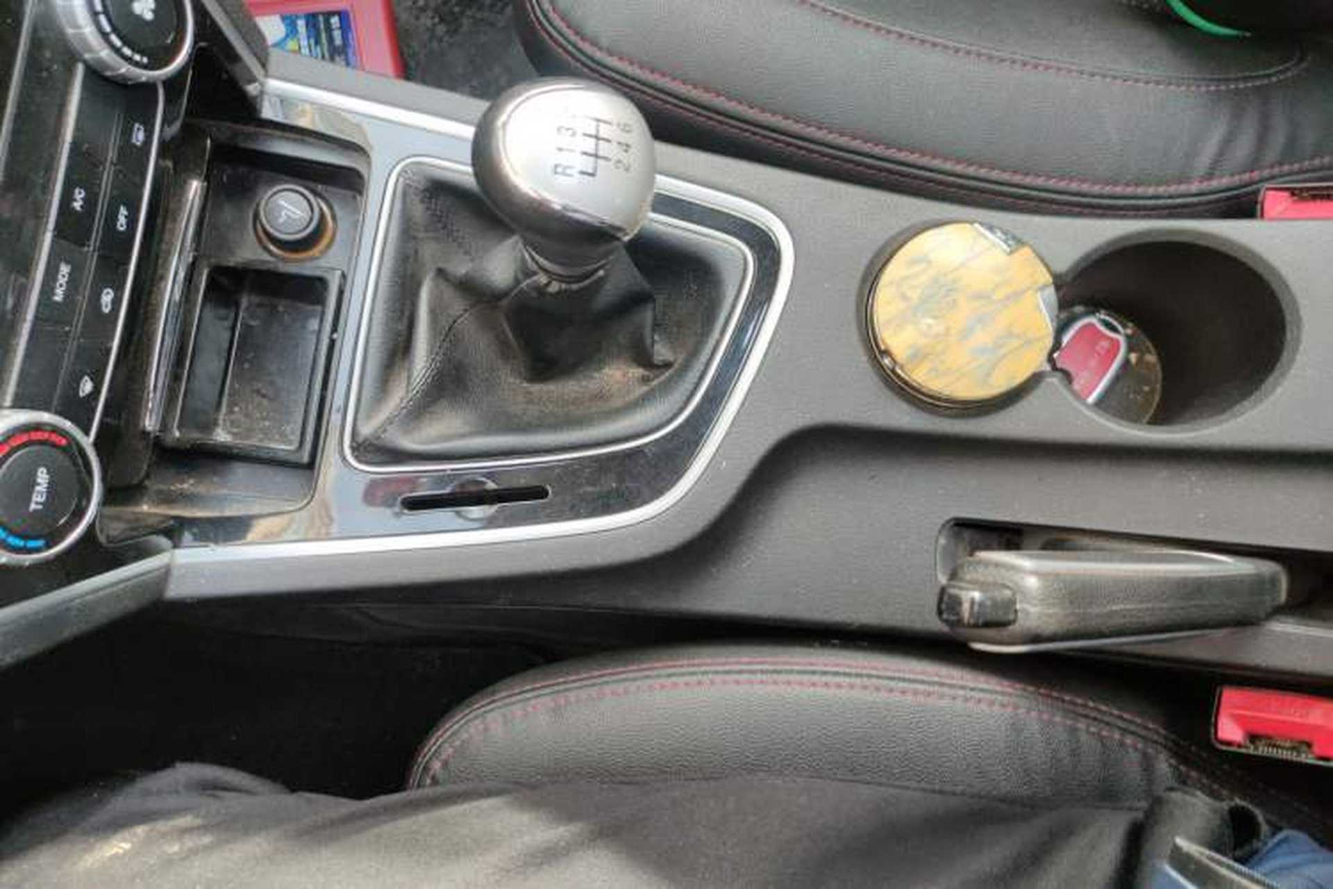Used Leopaard CS10 2015 2.0T Manual Excellence Edition Gear Lever