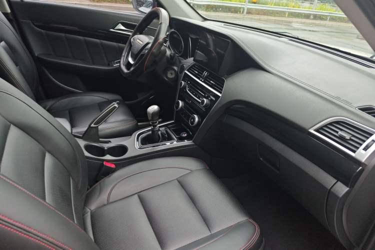 Used Leopaard CS10 2015 2.0T Manual New Generation Trim Interior 1