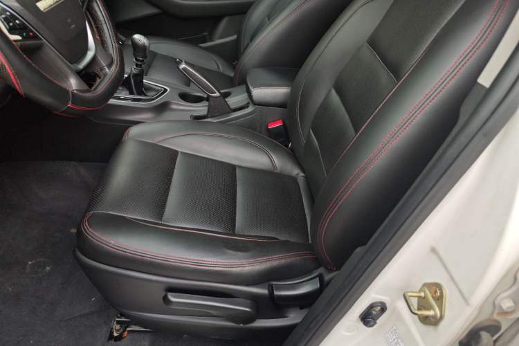 Used Leopaard CS10 2015 2.0T Manual New Generation Trim Interior 7