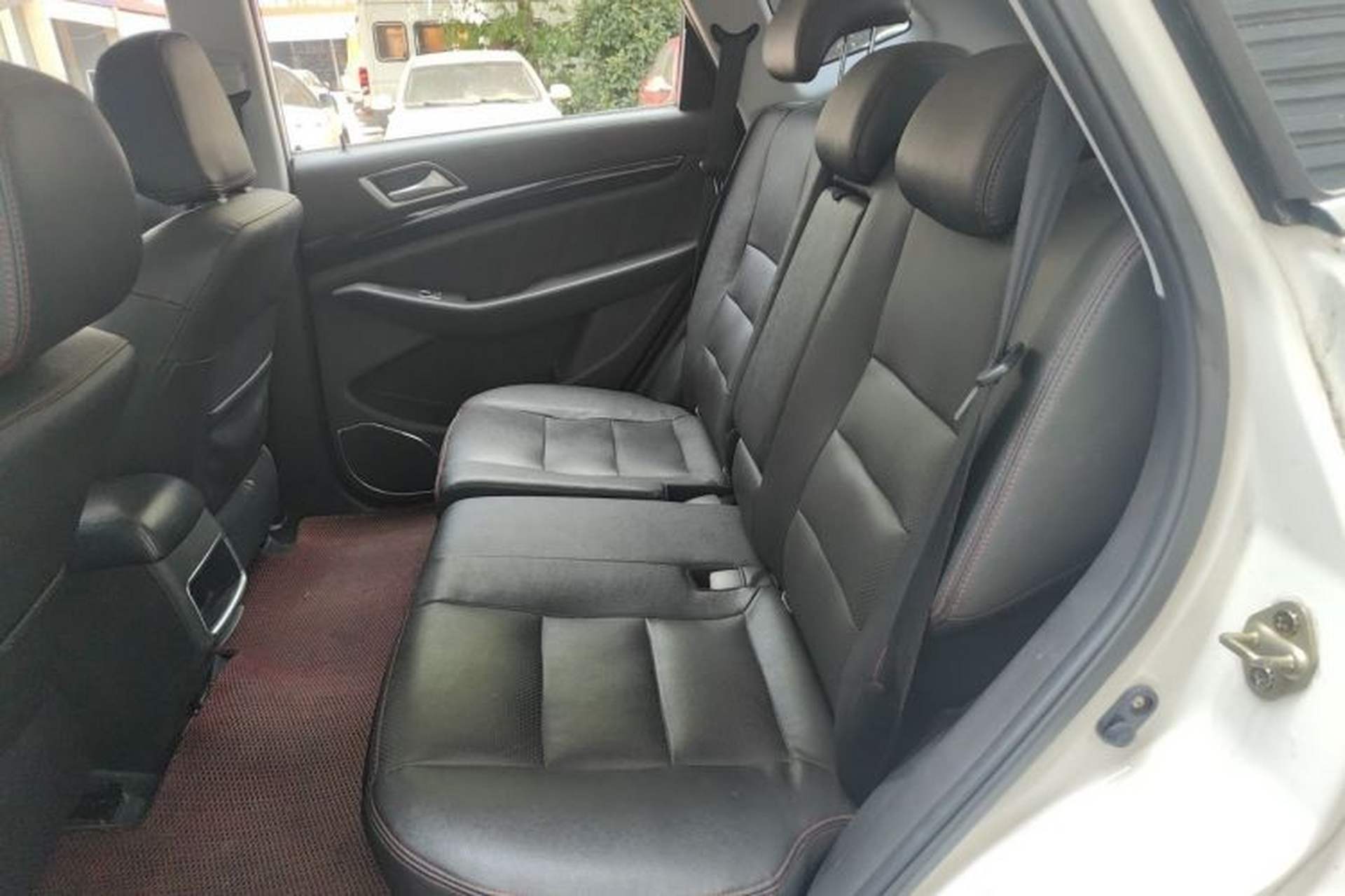 Used Leopaard CS10 2015 2.0T Manual Excellence Edition Left Rear Seat