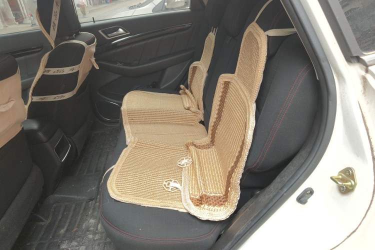 Used Leopaard CS10 2015 2.0T Manual New Generation Trim Left Rear Seat