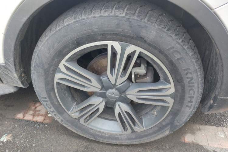 Used Leopaard CS10 2015 2.0T Manual Excellence Edition Right Front Wheel Hub