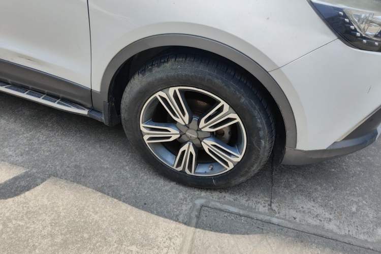 Used Leopaard CS10 2015 2.0T Manual Excellence Edition Right Front Wheel Hub