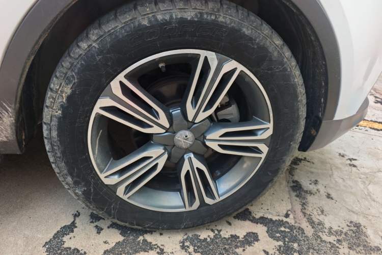 Used Leopaard CS10 2015 2.0T Manual Excellence Edition Right Front Wheel Hub