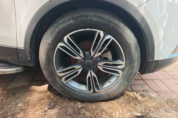 Used Leopaard CS10 2015 2.0T Manual Excellence Edition Right Front Wheel Hub
