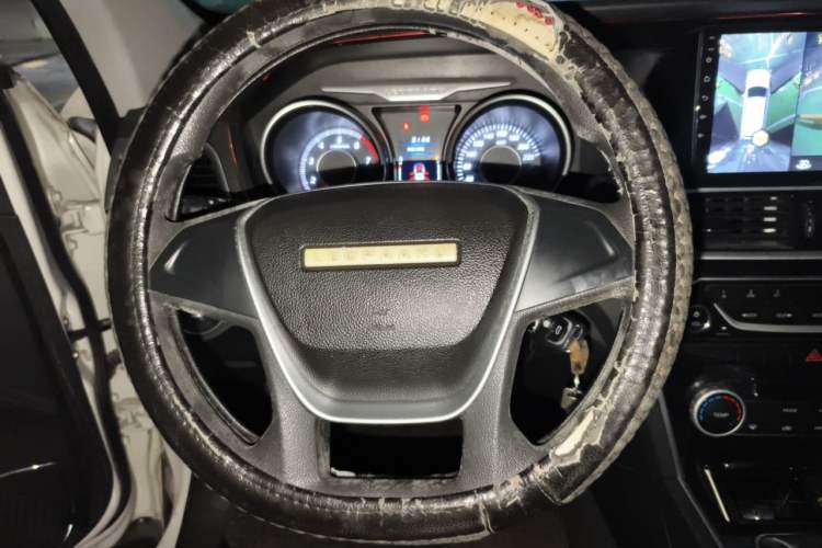 Used Leopaard CS10 2015 2.0T Manual Fashion Edition Steering Wheel
