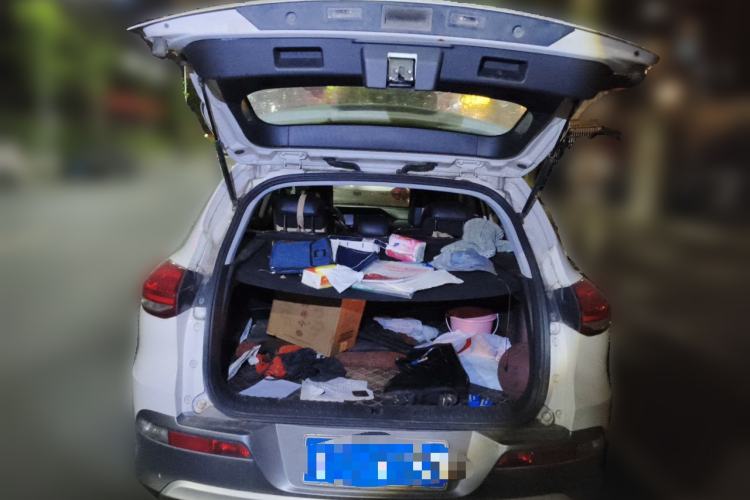 Used Leopaard CS10 2015 2.0T Manual Fashion Edition Trunk