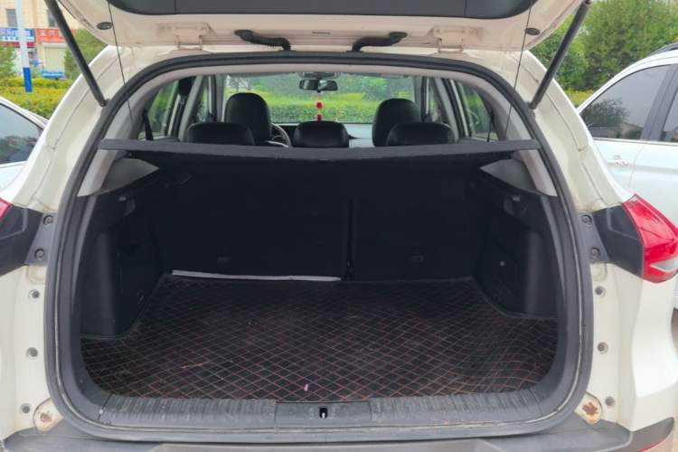 Used Leopaard CS10 2015 2.0T Manual Fashion Edition Trunk