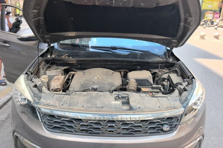 Used Leopaard CS10 2015 2.0T Manual Excellence Edition Engine Bay
