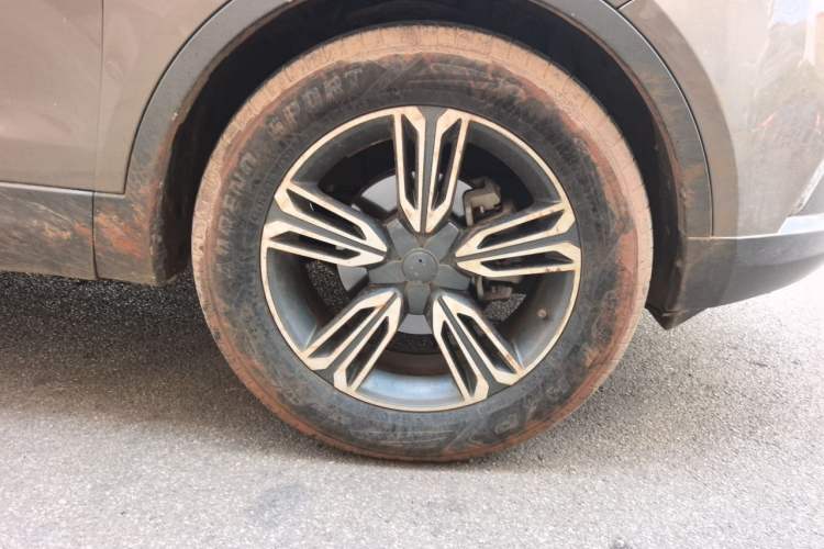 Used Leopaard CS10 2015 2.0T Manual Excellence Edition Right Front Wheel Hub