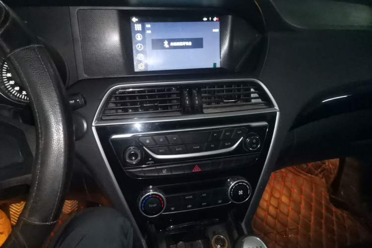 Used Leopaard CS10 2016 2.0T Manual Fashion Edition Audio And AC Panel