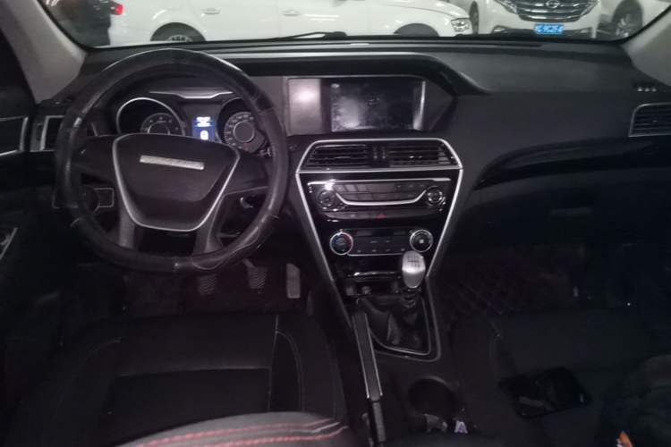 Used Leopaard CS10 2016 2.0T Manual Fashion Edition Center Console