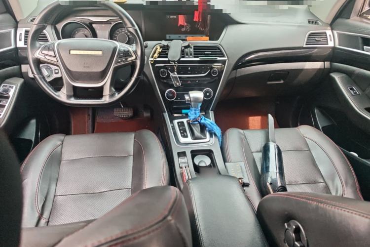 Used Leopaard CS10 2016 2.0T Automatic Luxury Edition Center Console