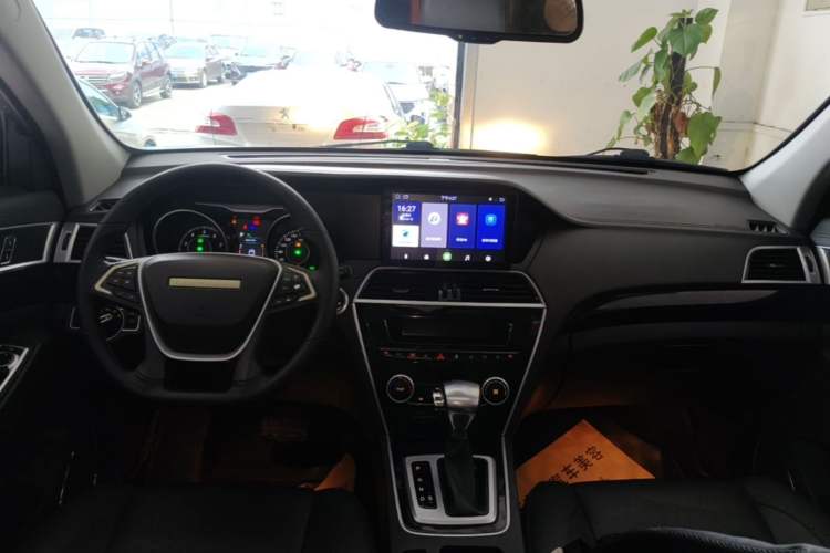 Used Leopaard CS10 2016 2.0T Automatic Luxury Version Center Console