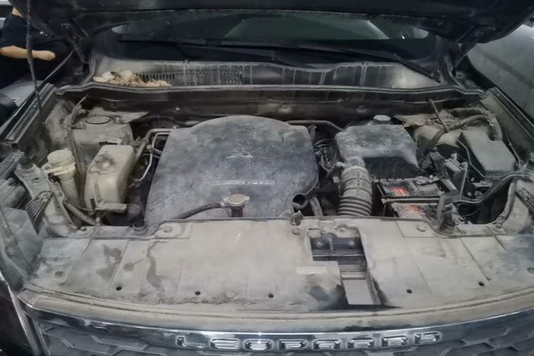 Used Leopaard CS10 2016 2.0T Manual Fashion Edition Engine Bay