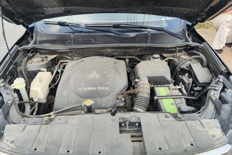 Used Leopaard CS10 2016 2.0T Manual Excellence Edition Engine Bay