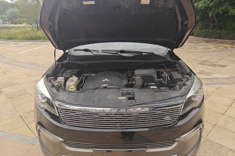Used Leopaard CS10 2016 2.0T Automatic Luxury Version Engine Bay