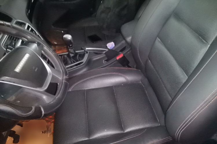 Used Leopaard CS10 2016 2.0T Manual Fashion Edition Left Front Seat