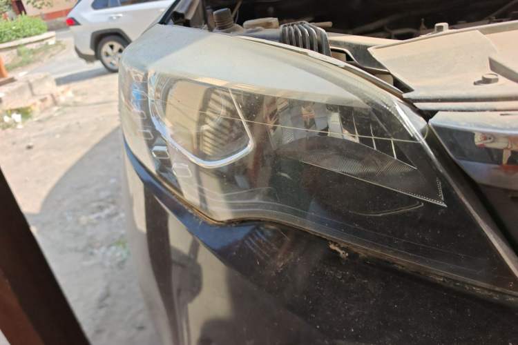Used Leopaard CS10 2016 2.0T Manual Fashion Edition Right Front Headlight