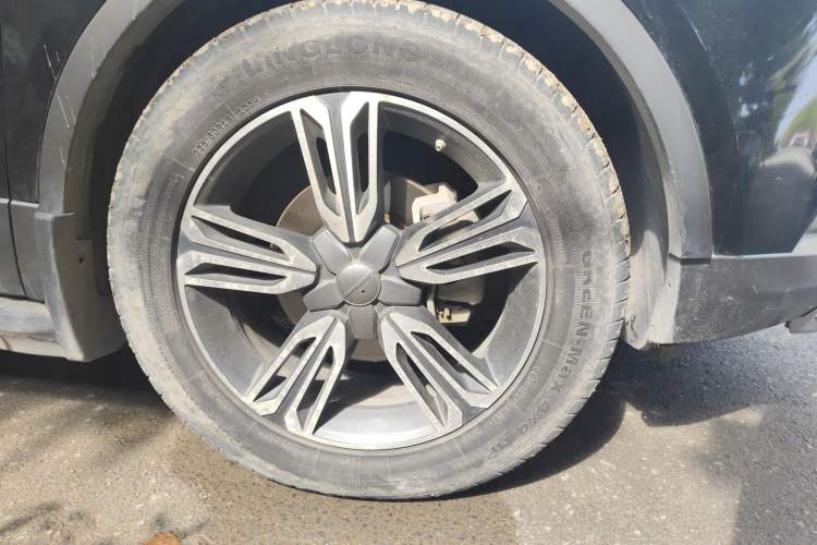 Used Leopaard CS10 2016 2.0T Manual Excellence Edition Right Front Wheel Hub