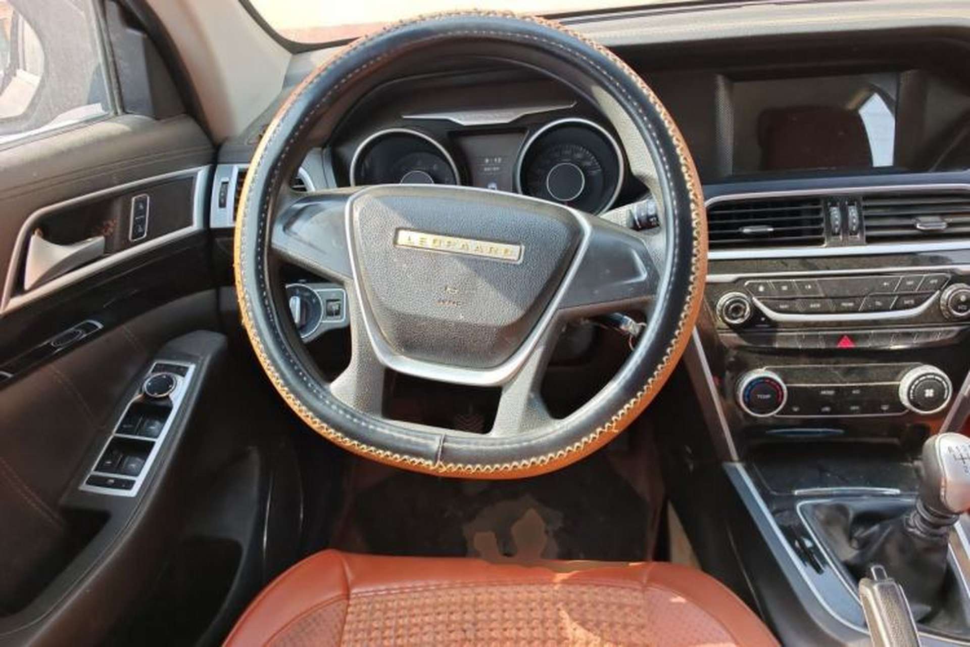 Used Leopaard CS10 2016 2.0T Manual Fashion Edition Steering Wheel
