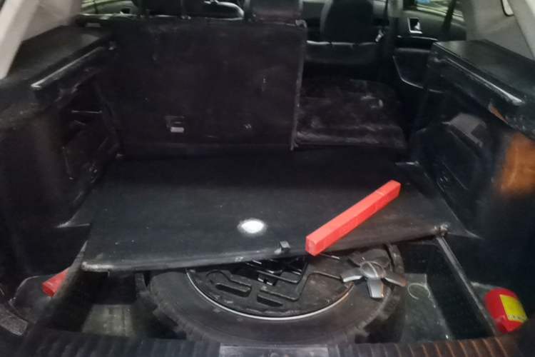 Used Leopaard CS10 2016 2.0T Manual Fashion Edition Trunk