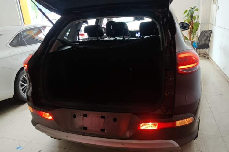 Used Leopaard CS10 2016 2.0T Automatic Luxury Version Trunk