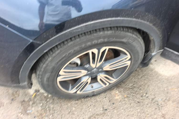 Used Leopaard CS10 2016 2.0T Automatic Luxury Version Left Front Wheel Hub