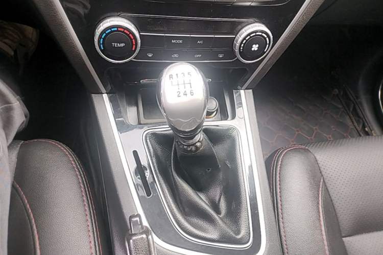 Used Leopaard CS10 2016 2.0T Manual Excellence Edition Gear Lever