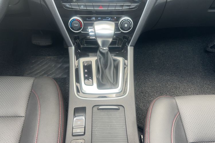 Used Leopaard CS10 2016 2.0T Automatic Luxury Version Gear Lever