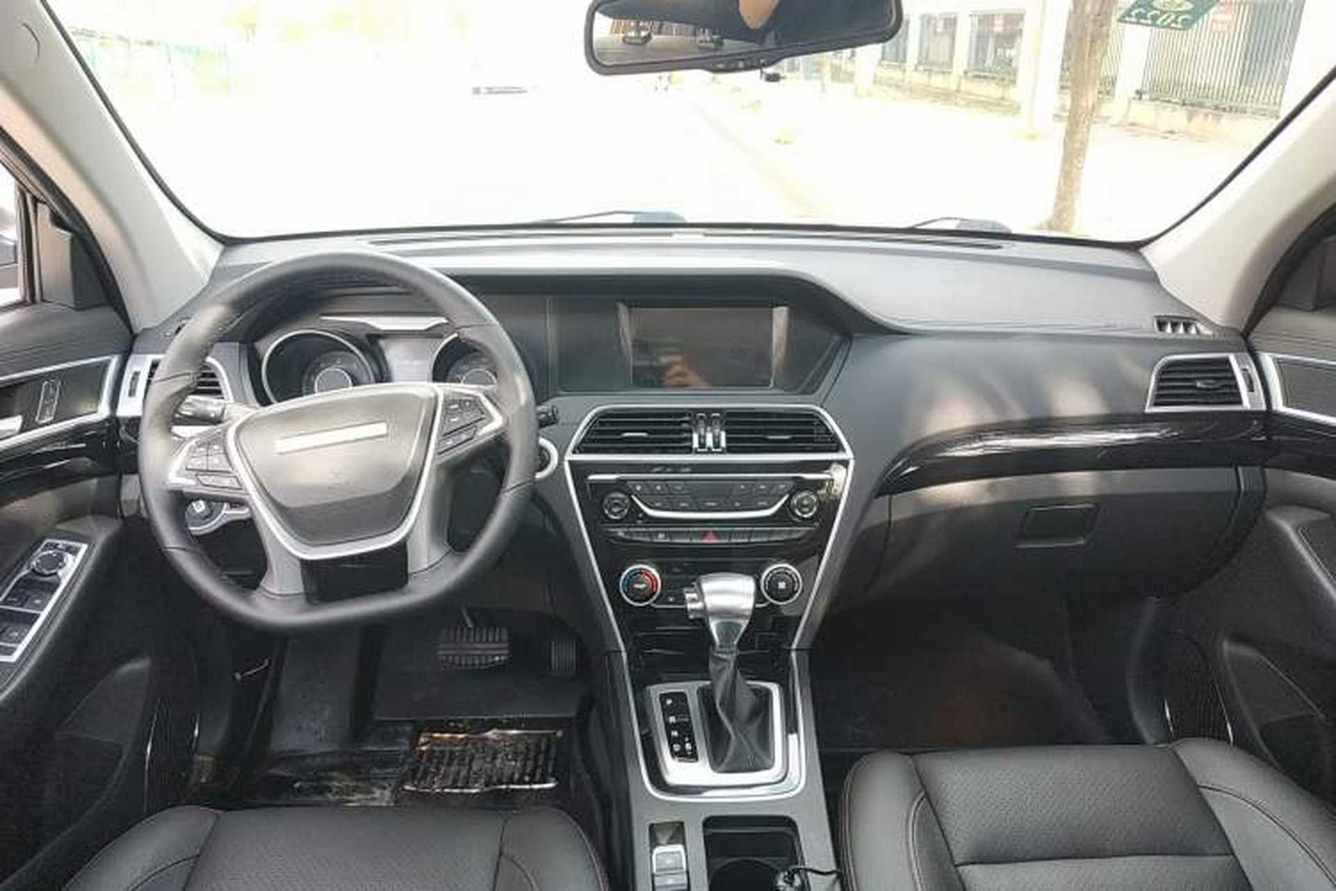 Used Leopaard CS10 2016 2.0T Automatic Luxury Version Center Console