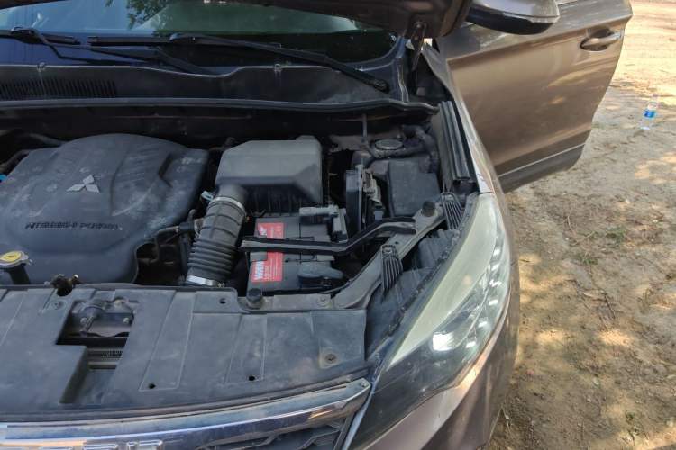 Used Leopaard CS10 2016 2.0T Automatic Luxury Version Engine Bay Left