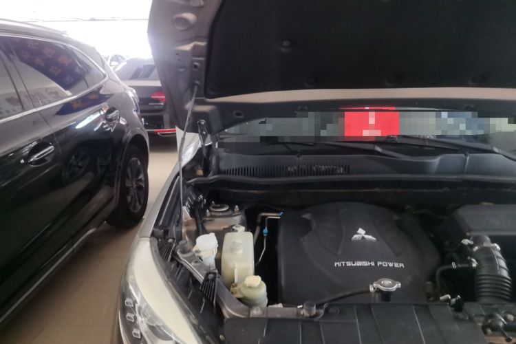 Used Leopaard CS10 2016 2.0T Automatic Luxury Version Engine Bay Right