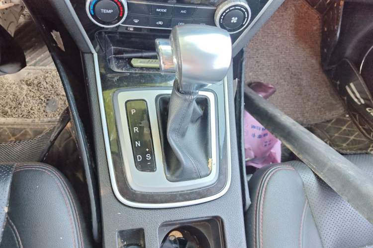 Used Leopaard CS10 2016 2.0T Automatic Luxury Version Gear Lever